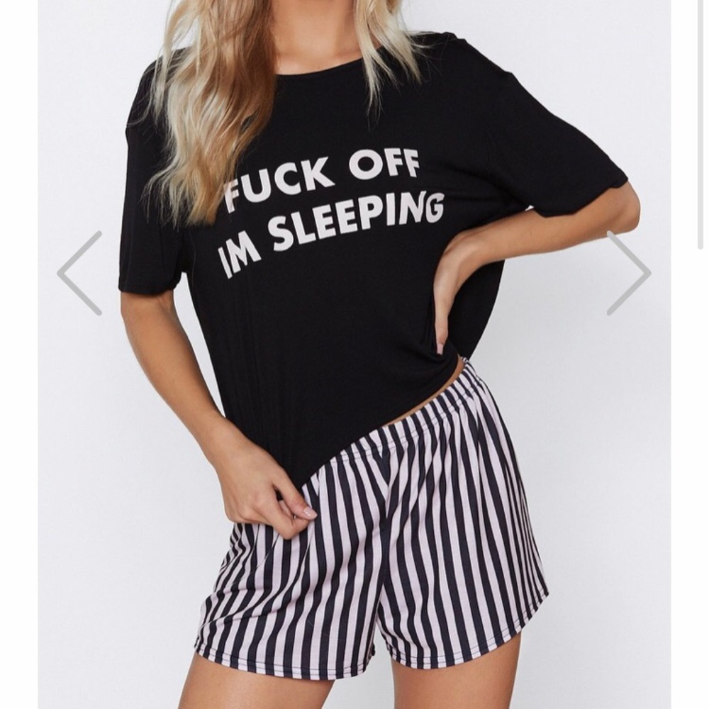 Nasty gal f-off I’m sleeping sleep set